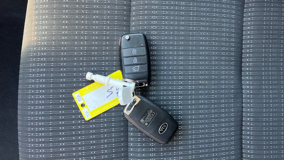 Kia Stonic 1.0T GDi 99 2 5dr Petrol Estate - Image 20