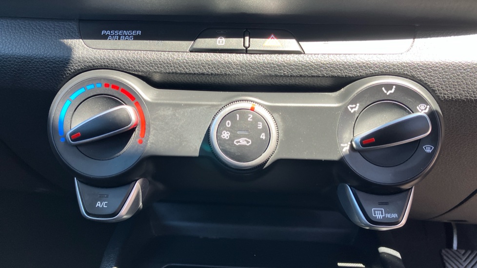 Kia Stonic 1.0T GDi 99 2 5dr Petrol Estate - Image 23