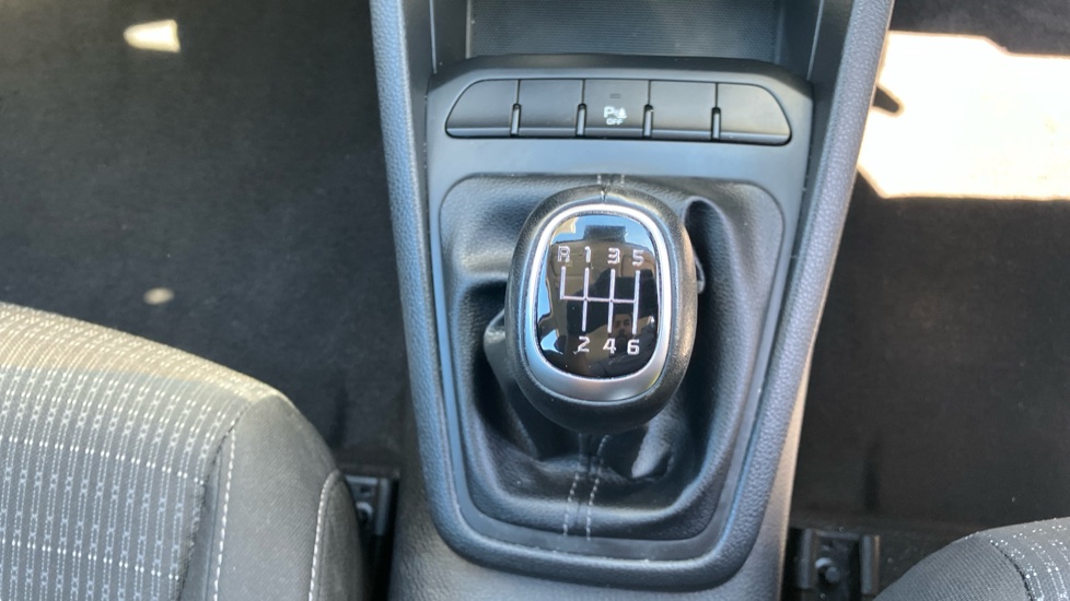 Kia Stonic 1.0T GDi 99 2 5dr Petrol Estate - Image 25