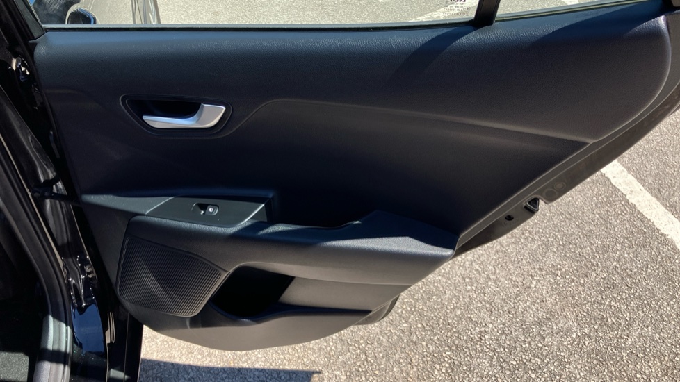 Kia Stonic 1.0T GDi 99 2 5dr Petrol Estate - Image 30