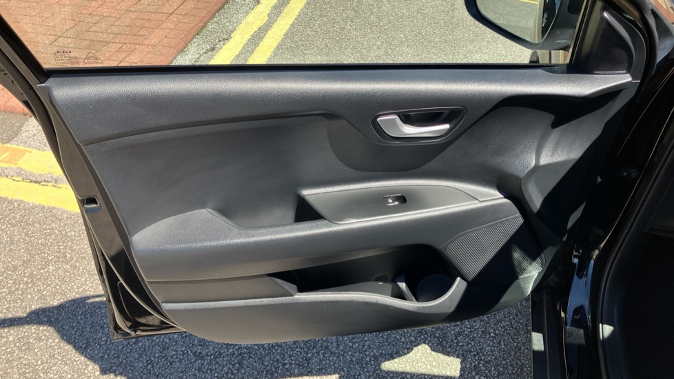 Kia Stonic 1.0T GDi 99 2 5dr Petrol Estate - Image 32
