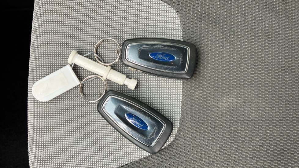 Ford Focus 1.0 125 EcoBoost Zetec 5dr Petrol Hatchback - Image 20