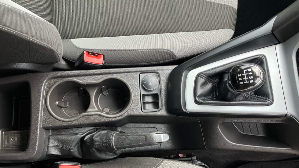 Ford Focus 1.0 125 EcoBoost Zetec 5dr Petrol Hatchback - Image 26