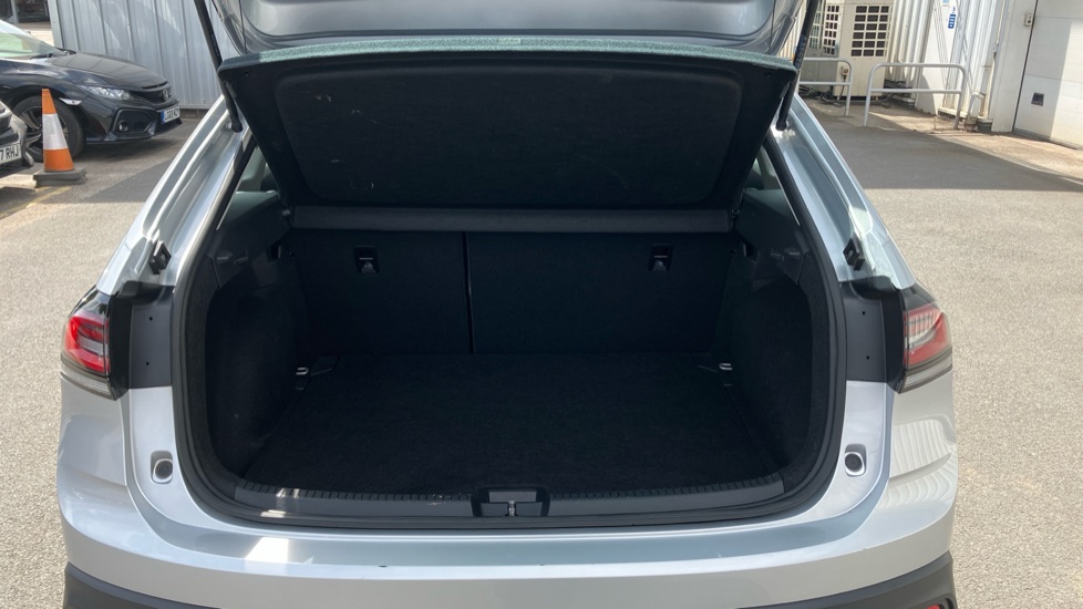Volkswagen Taigo 1.0 TSI Life 5dr Petrol Hatchback - Image 4