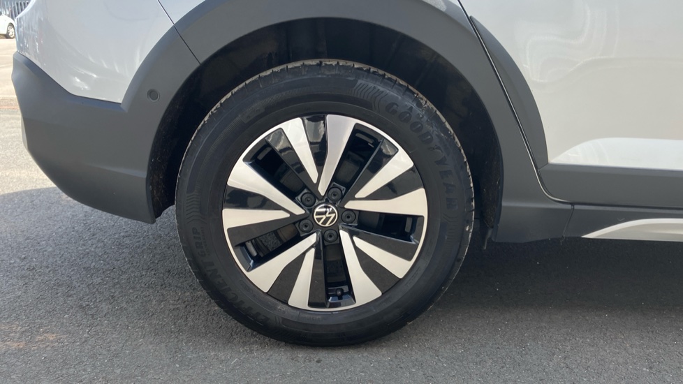 Volkswagen Taigo 1.0 TSI Life 5dr Petrol Hatchback - Image 34