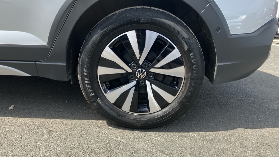 Volkswagen Taigo 1.0 TSI Life 5dr Petrol Hatchback - Image 35