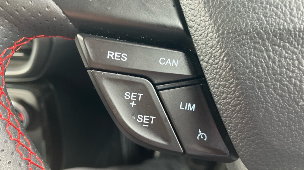 Ford EcoSport 1.0 EcoBoost 140 ST-Line 5dr Petrol Hatchback - Image 23