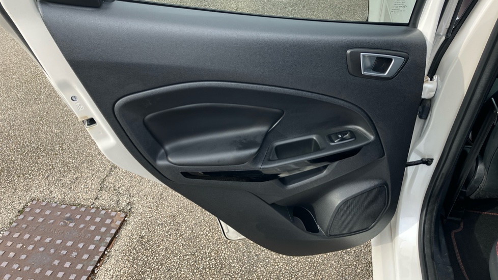 Ford EcoSport 1.0 EcoBoost 140 ST-Line 5dr Petrol Hatchback - Image 30
