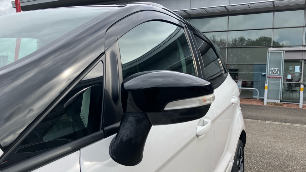 Ford EcoSport 1.0 EcoBoost 140 ST-Line 5dr Petrol Hatchback - Image 32