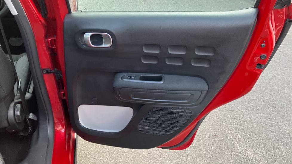 Citroen C3 1.2 PureTech 110 Shine 5dr EAT6 Petrol Hatchback - Image 29