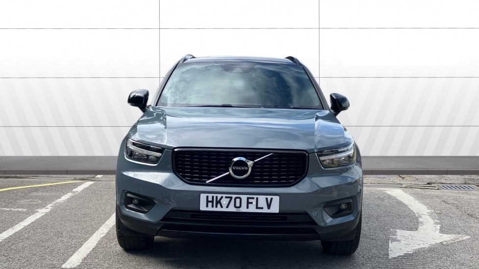 Volvo XC40 1.5 T3 [163] R DESIGN 5dr Geartronic Petrol Estate - Image 3