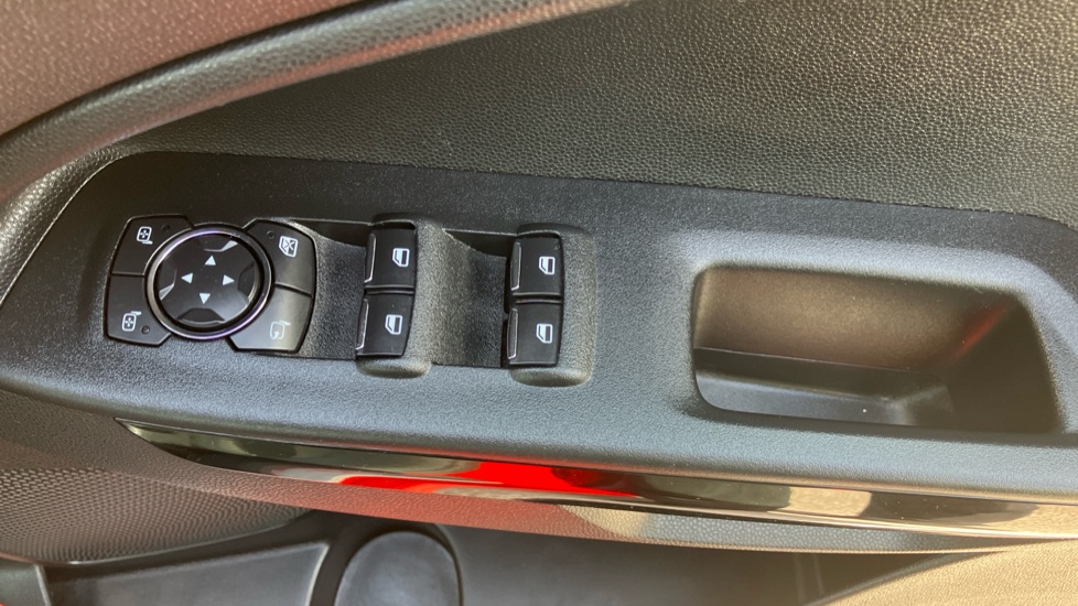 Ford EcoSport 1.0 EcoBoost 125 ST-Line 5dr Petrol Hatchback - Image 27