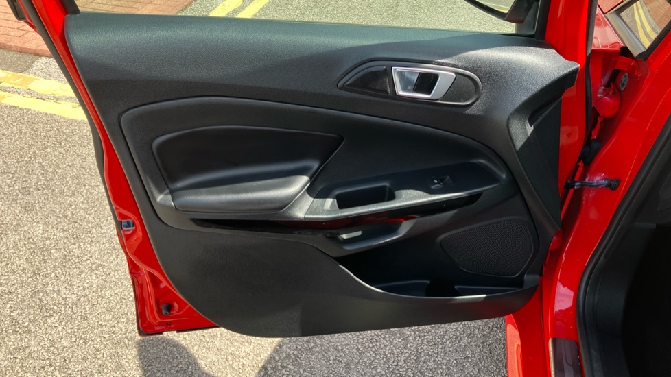 Ford EcoSport 1.0 EcoBoost 125 ST-Line 5dr Petrol Hatchback - Image 31