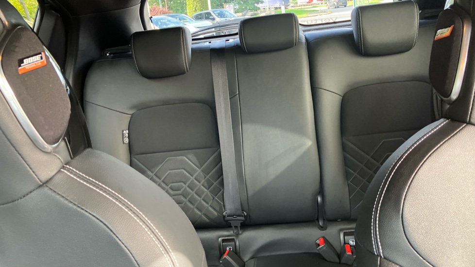 Nissan Juke 1.0 DiG-T 114 Tekna 5dr DCT Petrol Hatchback - Image 15