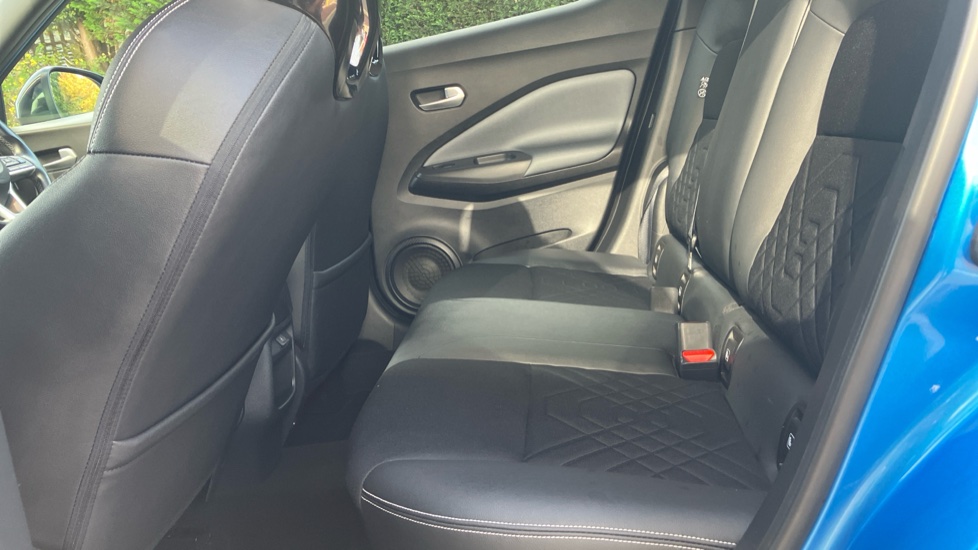 Nissan Juke 1.0 DiG-T 114 Tekna 5dr DCT Petrol Hatchback - Image 16
