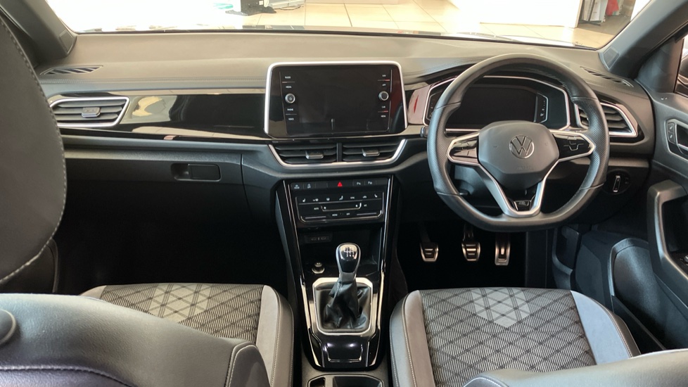 Volkswagen T-Roc 1.5 TSI R-Line 5dr Petrol Hatchback - Image 10