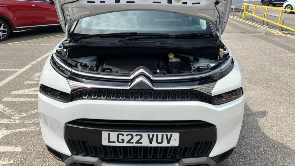 Citroen C3 Aircross 1.2 PureTech 130 Shine 5dr EAT6 Petrol Hatchback - Image 8