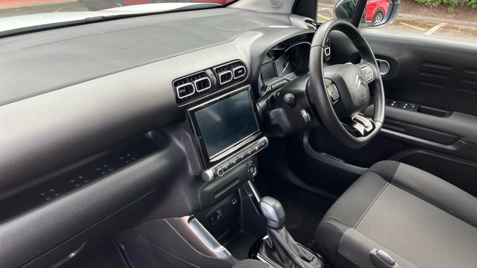Citroen C3 Aircross 1.2 PureTech 130 Shine 5dr EAT6 Petrol Hatchback - Image 9
