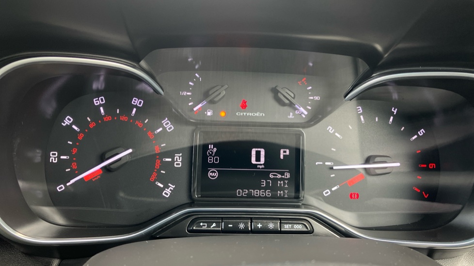 Citroen C3 Aircross 1.2 PureTech 130 Shine 5dr EAT6 Petrol Hatchback - Image 18