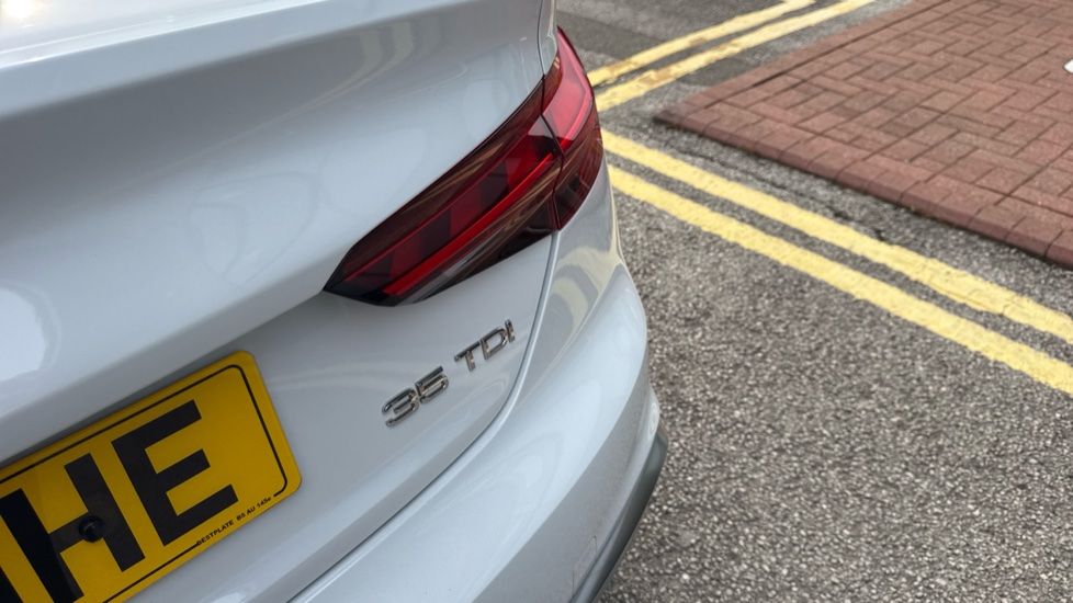 Audi A5 35 TDI S Line 5dr S Tronic Diesel Hatchback - Image 23