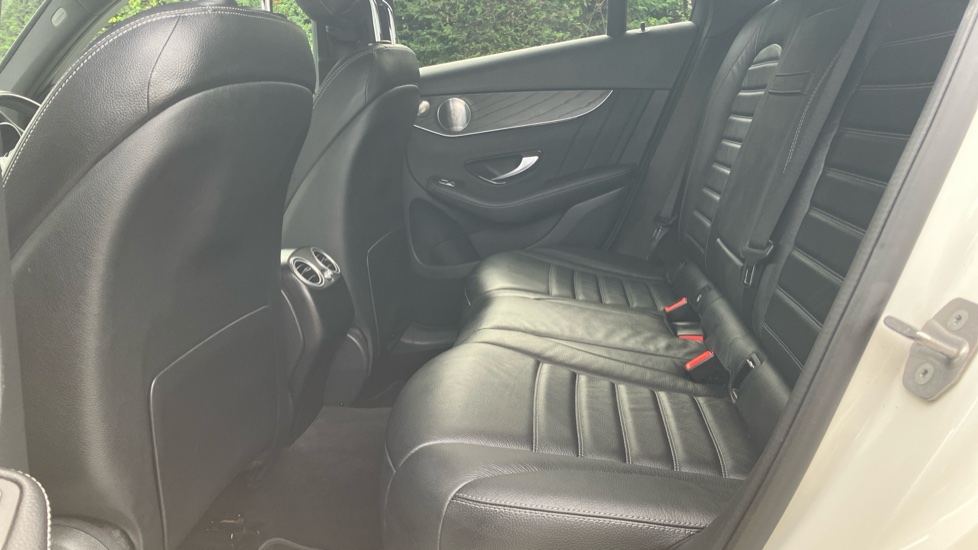 Mercedes-Benz GLC 300 4Matic AMG Line Premium Plus 5dr 9G-Tronic Petrol Estate - Image 16