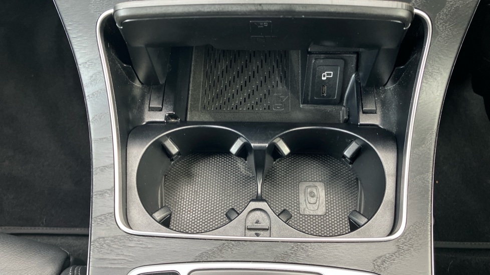 Mercedes-Benz GLC 300 4Matic AMG Line Premium Plus 5dr 9G-Tronic Petrol Estate - Image 25