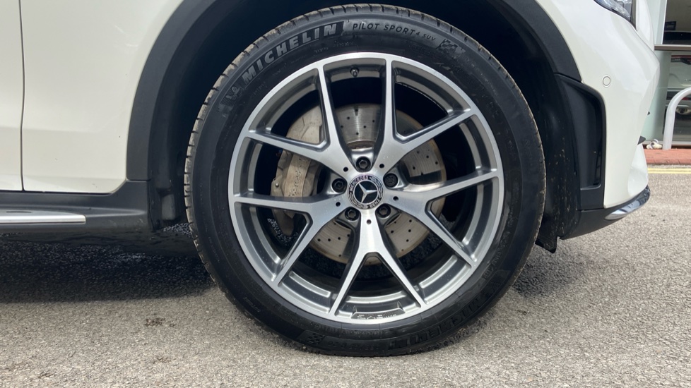 Mercedes-Benz GLC 300 4Matic AMG Line Premium Plus 5dr 9G-Tronic Petrol Estate - Image 36