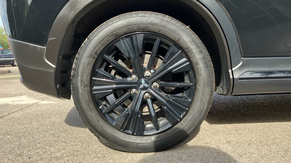 Mitsubishi Eclipse Cross 1.5 Black 5dr CVT 4WD Petrol Hatchback - Image 7