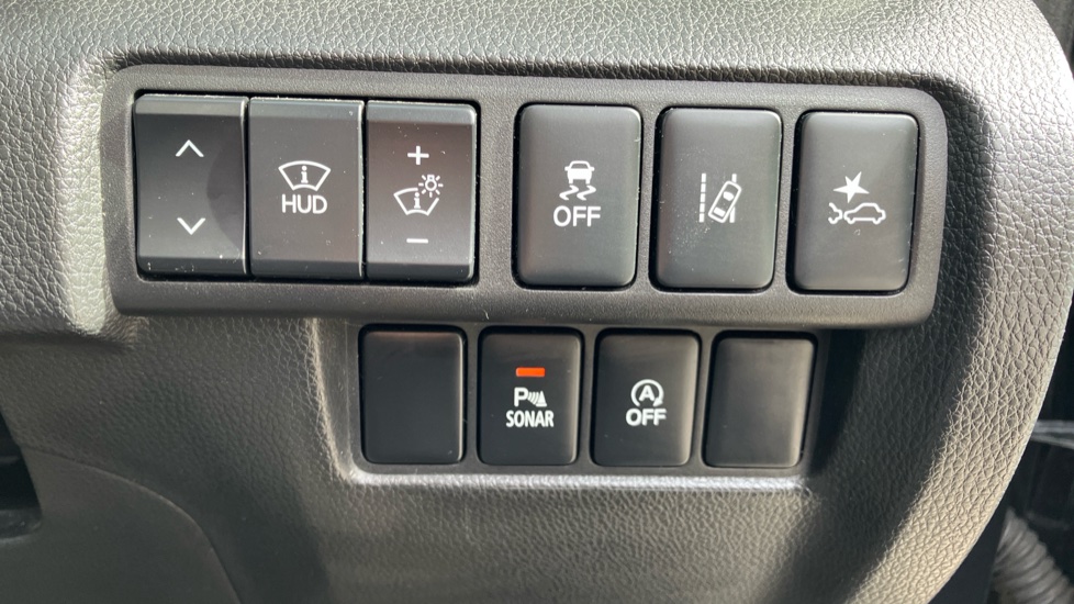 Mitsubishi Eclipse Cross 1.5 Black 5dr CVT 4WD Petrol Hatchback - Image 26