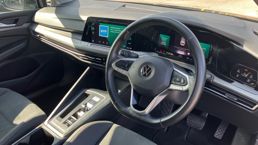 Volkswagen Golf 1.5 eTSI 150 Style 5dr DSG Petrol Hatchback - Image 11