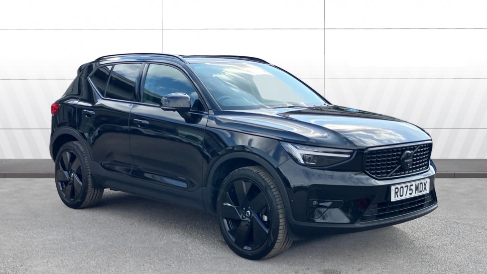Volvo XC40 2.0 B4P Ultra Black Edition 5dr Auto Petrol Estate - Image 1