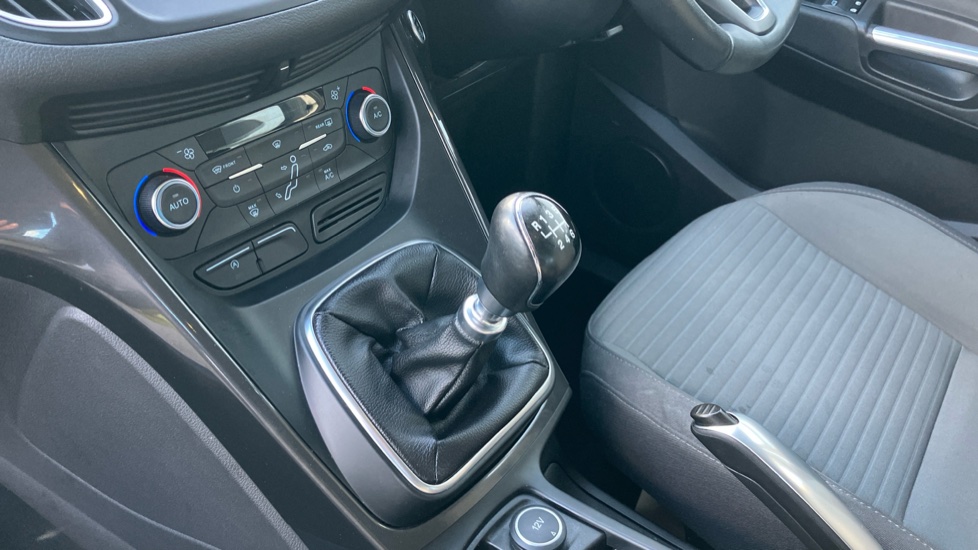 Ford C-MAX 1.0 EcoBoost 125 Titanium 5dr Petrol Estate - Image 13