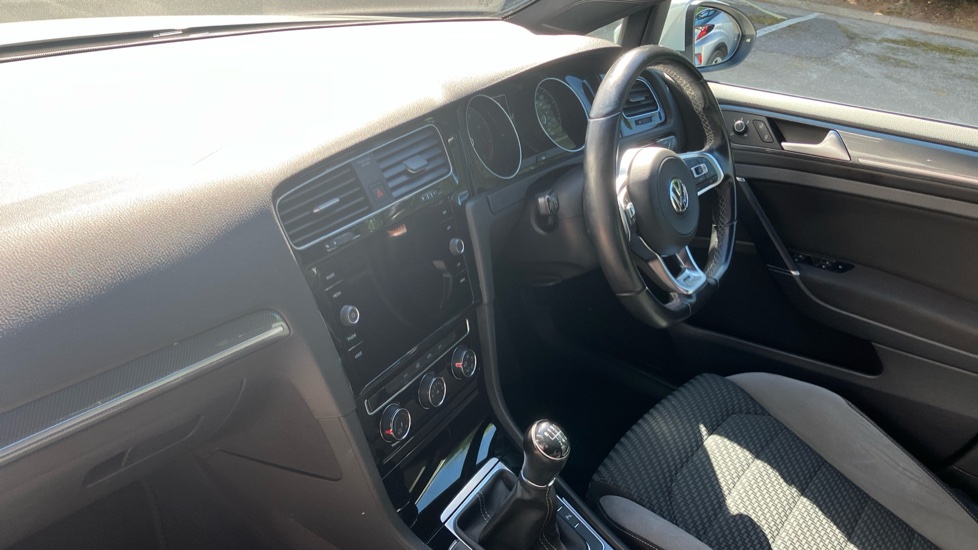 Volkswagen Golf 1.5 TSI EVO 150 R-Line 5dr Petrol Hatchback - Image 9