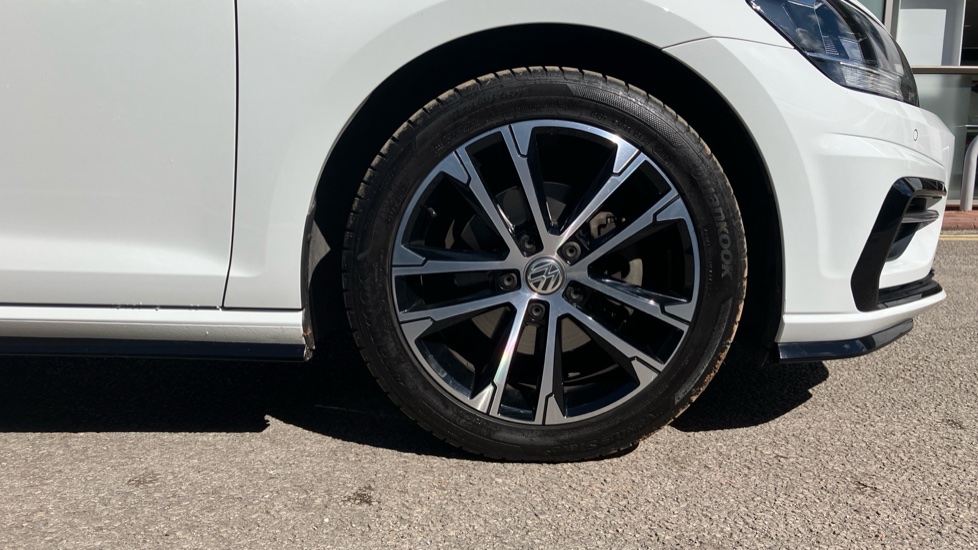 Volkswagen Golf 1.5 TSI EVO 150 R-Line 5dr Petrol Hatchback - Image 34