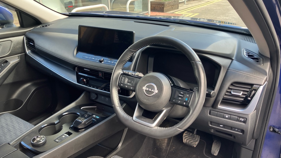 Nissan X-Trail 1.5 E-Power E-4orce 213 N-Connecta 5dr Auto Hybrid Station Wagon - Image 11