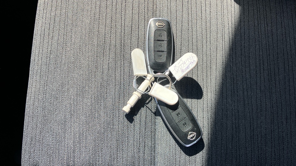 Nissan X-Trail 1.5 E-Power E-4orce 213 N-Connecta 5dr Auto Hybrid Station Wagon - Image 20