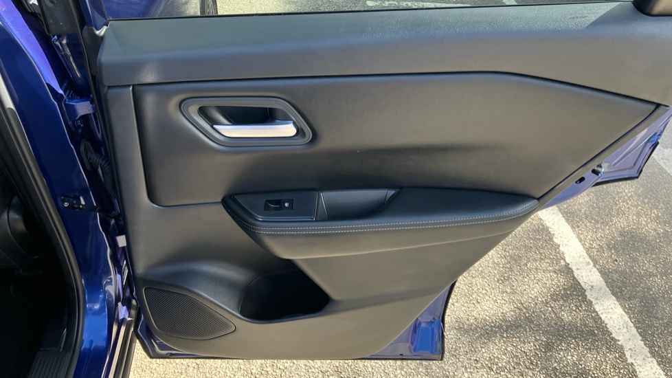 Nissan X-Trail 1.5 E-Power E-4orce 213 N-Connecta 5dr Auto Hybrid Station Wagon - Image 29