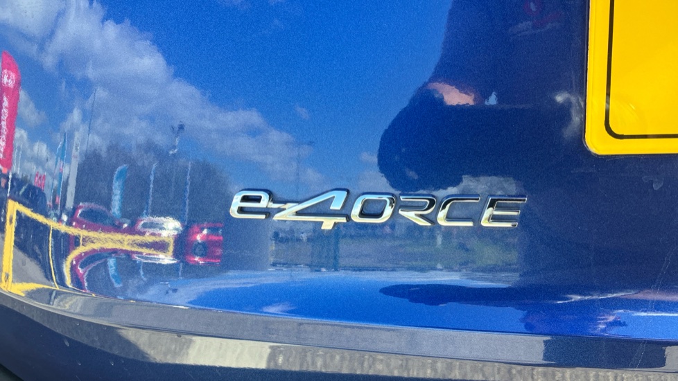 Nissan X-Trail 1.5 E-Power E-4orce 213 N-Connecta 5dr Auto Hybrid Station Wagon - Image 32