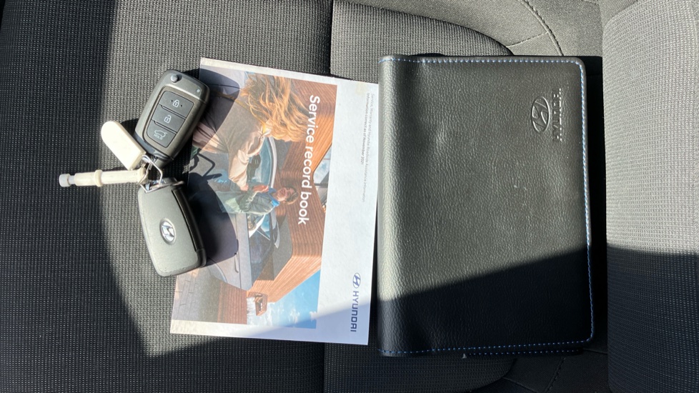 Hyundai KONA 1.0 TGDi 48V MHEV SE Connect 5dr Petrol Hatchback - Image 19