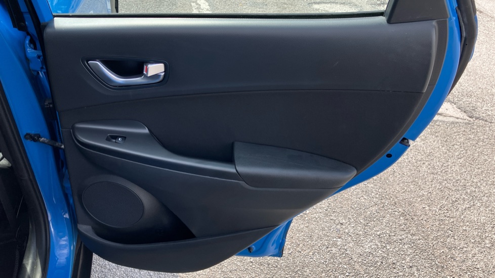 Hyundai KONA 1.0 TGDi 48V MHEV SE Connect 5dr Petrol Hatchback - Image 29