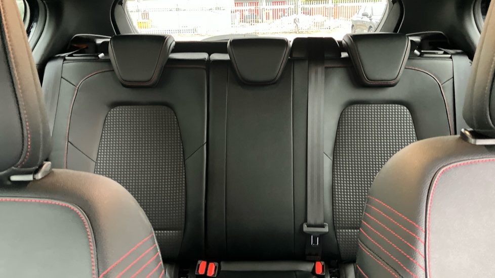 Ford Focus 1.0 EcoBoost 125 ST-Line X 5dr Auto Petrol Hatchback - Image 15