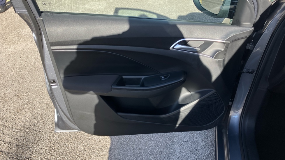 MG MG3 1.5 SE 5dr Petrol Hatchback - Image 31