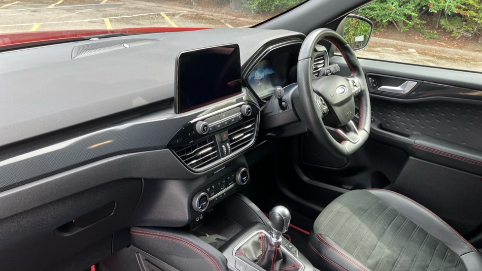 Ford Kuga 2.0 EcoBlue mHEV ST-Line Edition 5dr Diesel Estate - Image 9