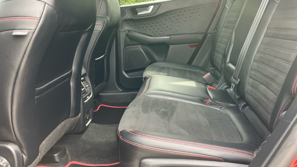 Ford Kuga 2.0 EcoBlue mHEV ST-Line Edition 5dr Diesel Estate - Image 16