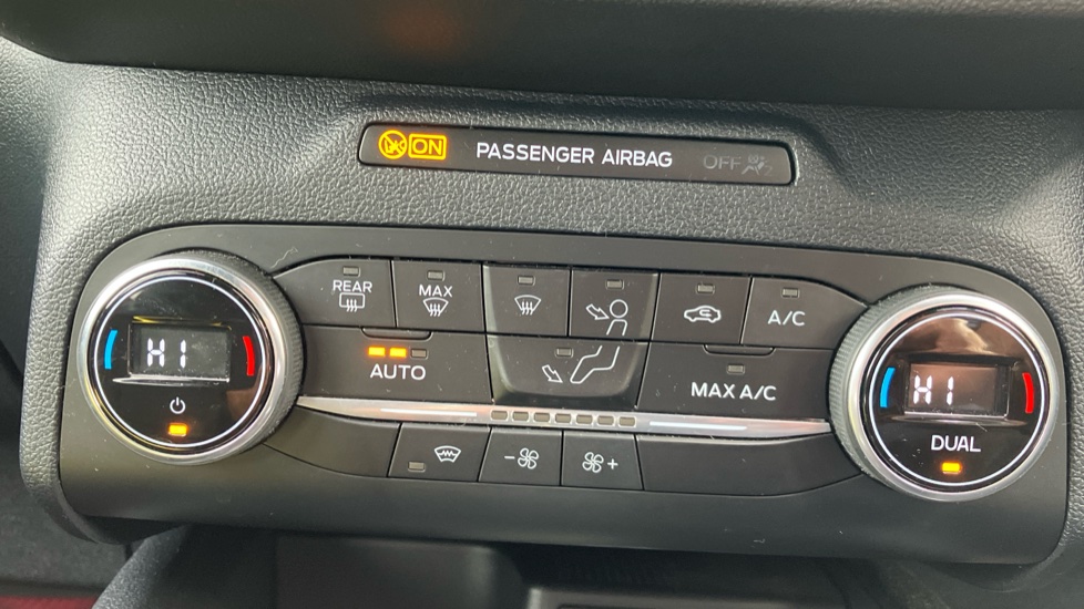 Ford Kuga 2.0 EcoBlue mHEV ST-Line Edition 5dr Diesel Estate - Image 24