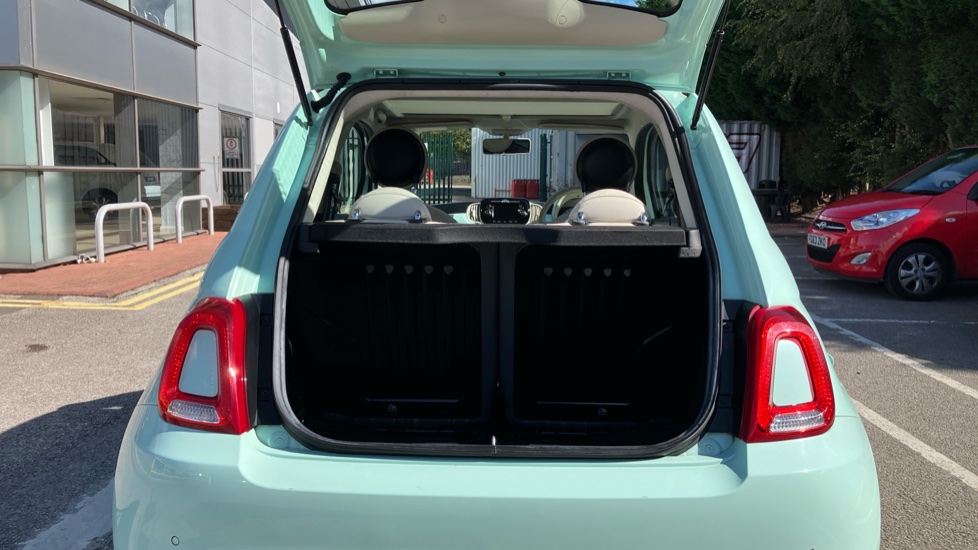 Fiat 500 1.2 Lounge 3dr Petrol Hatchback - Image 4
