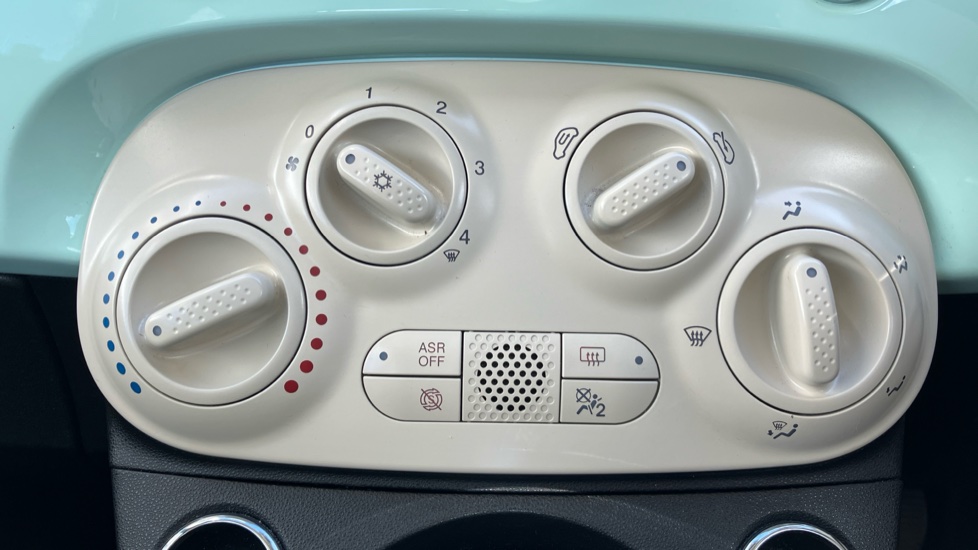 Fiat 500 1.2 Lounge 3dr Petrol Hatchback - Image 23
