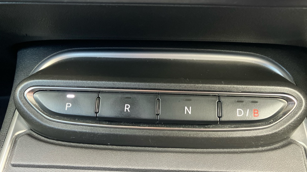 Jeep Avenger 115kW First Edition 54kWh 5dr Auto Electric Hatchback - Image 25