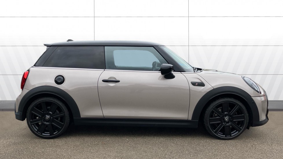 MINI Hatchback 2.0 Cooper S Exclusive 3dr Auto Petrol Hatchback - Image 5