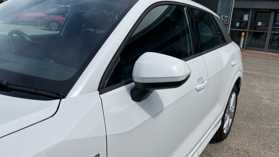 Audi Q2 35 TFSI S Line 5dr S Tronic Petrol Estate - Image 33